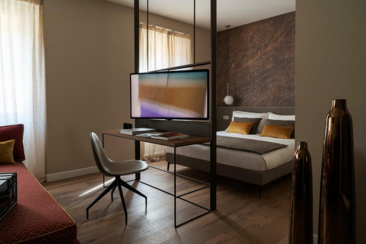 Della Spiga Suites By Brera Apartments Milano Eksteriør billede